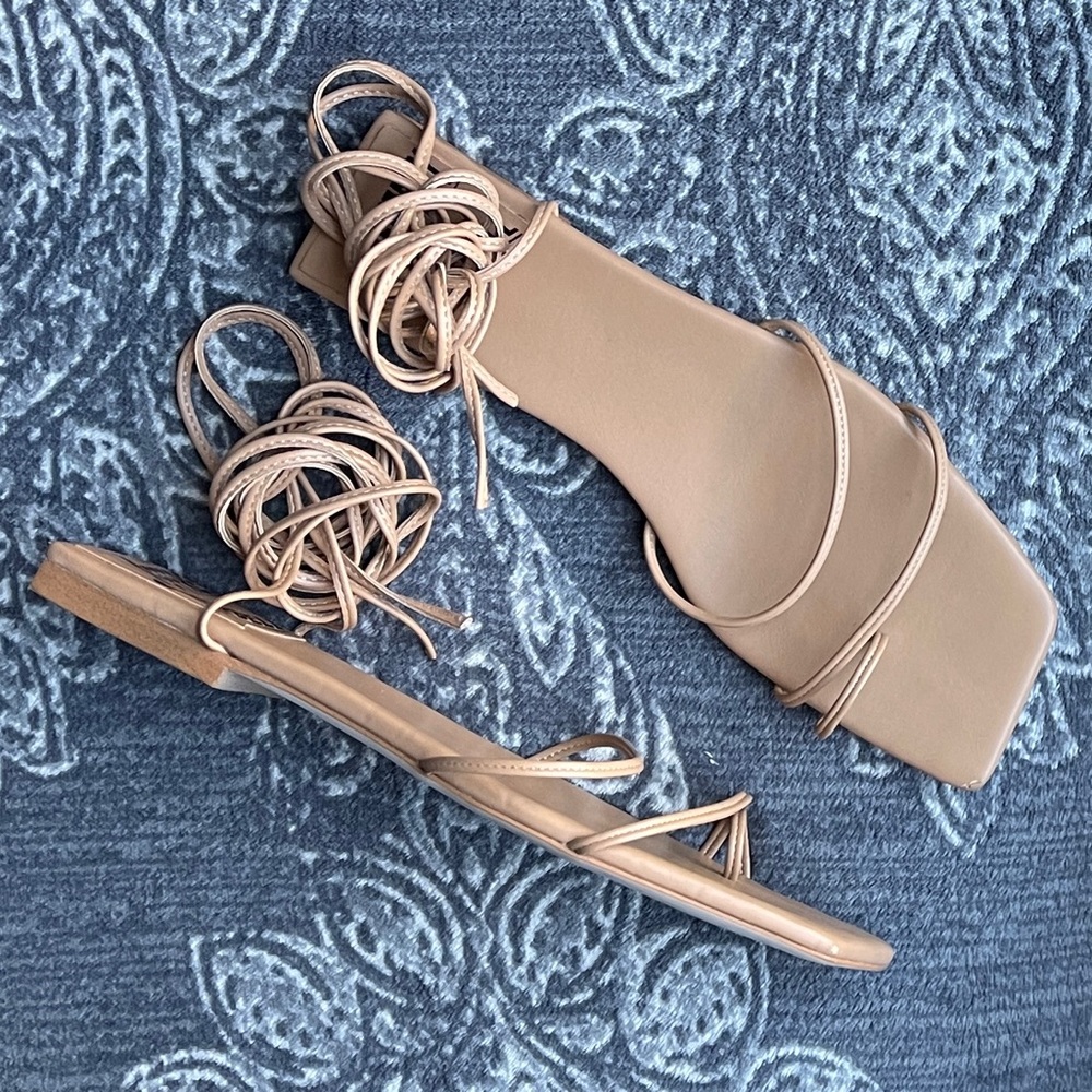 Jeffrey Campbell Primma Lace-up Sandal In Natural Size 8